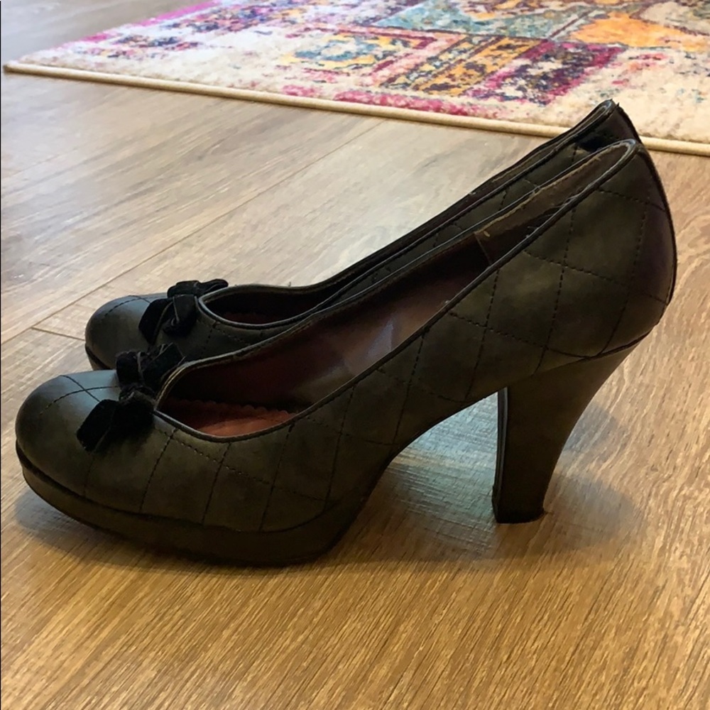 Black Bow Heels